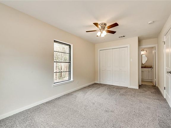 4th image of 2908 Glenda Ave