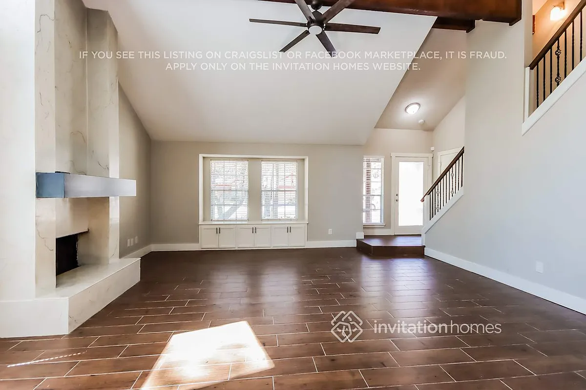 Building Photo - 2 Edgewood Forest Ct