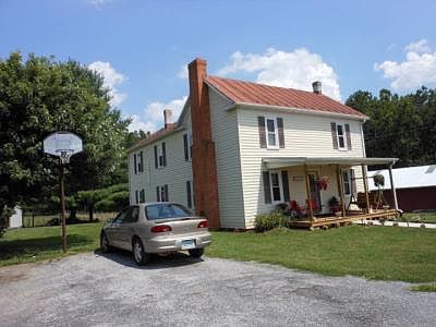 1st image of 19161 Heath Ln