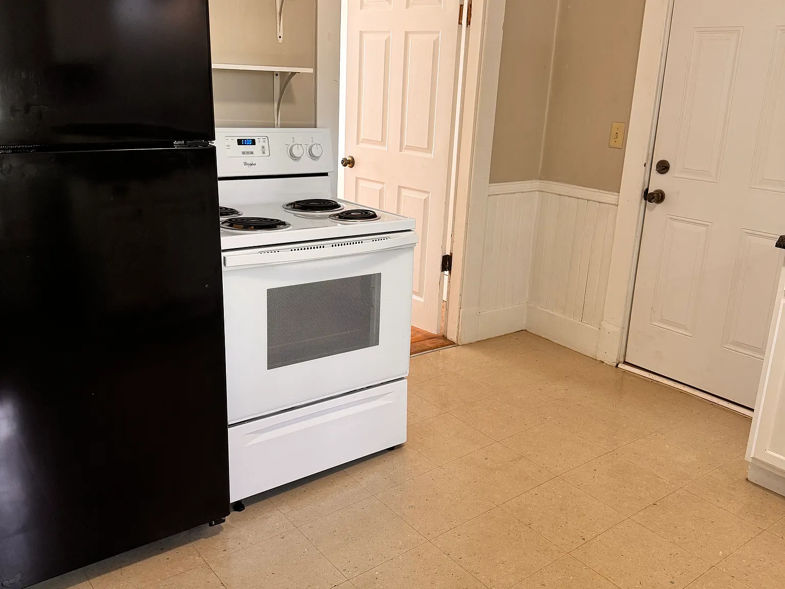 2 bed, $1,400 — Photo 3