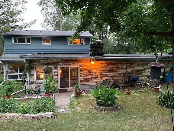 5th image of W232S2492 Salter Dr
