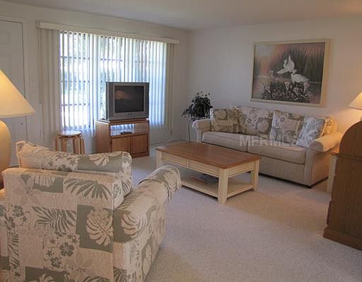 3rd image of 20 Oakwood Dr N #20