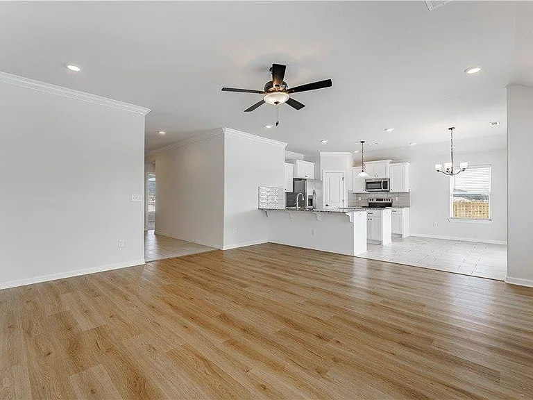 317 S Nightfall Ave — Photo 4