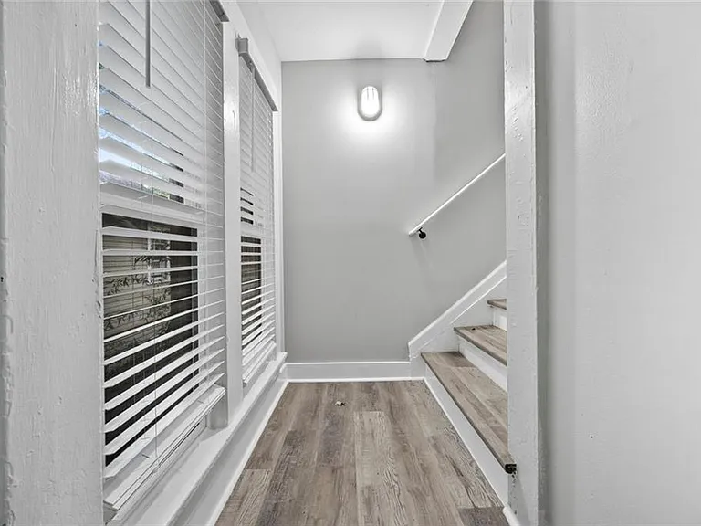 1126 Briarcliff Pl NE #1 — Photo 3