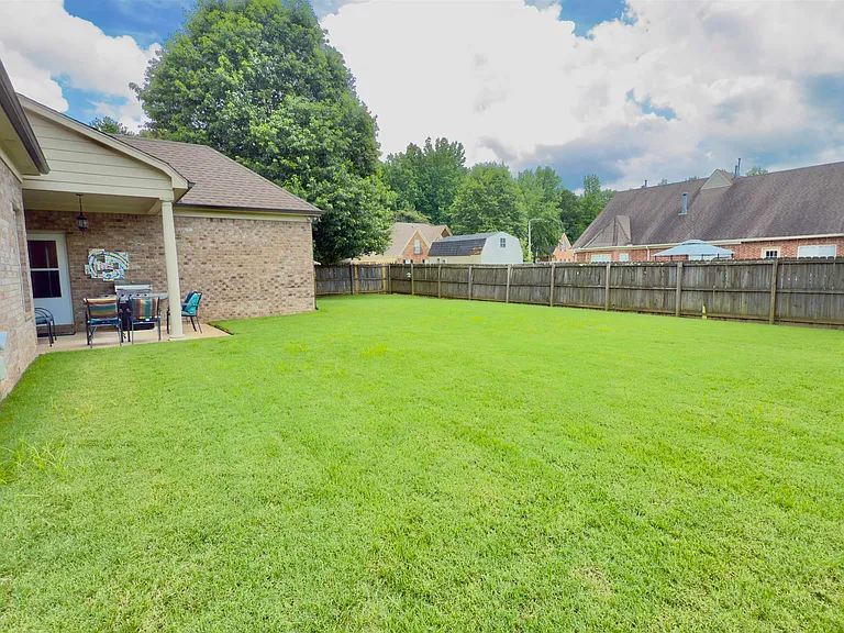 11215 Carston Cv — Photo 23