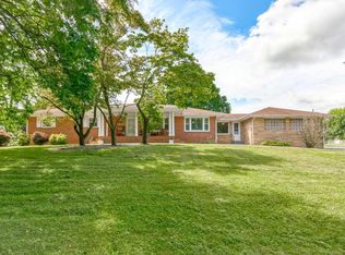 495 Southview Ter, Christiansburg, VA 24073