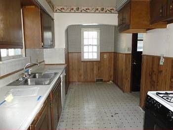 4th image of 308 6th Ave S