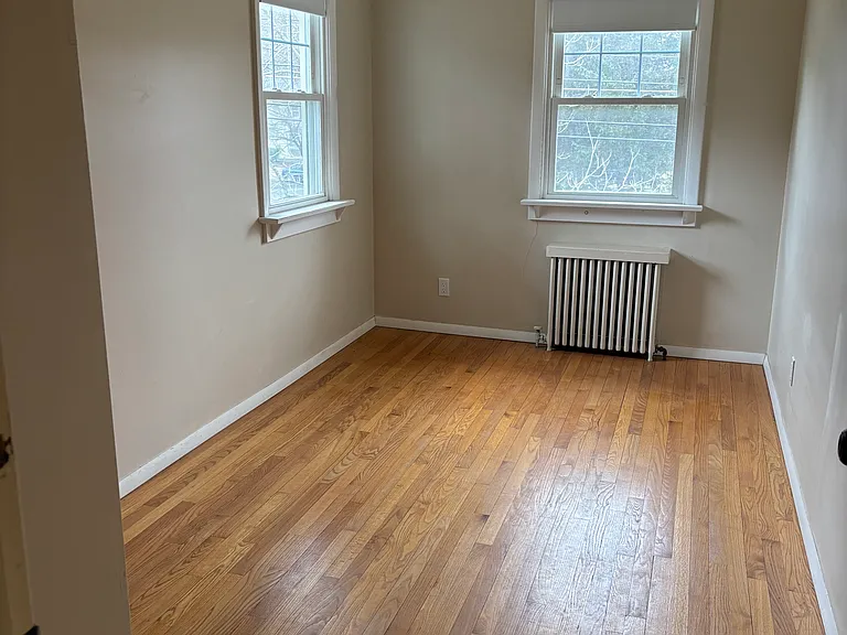 104 West St — Photo 18