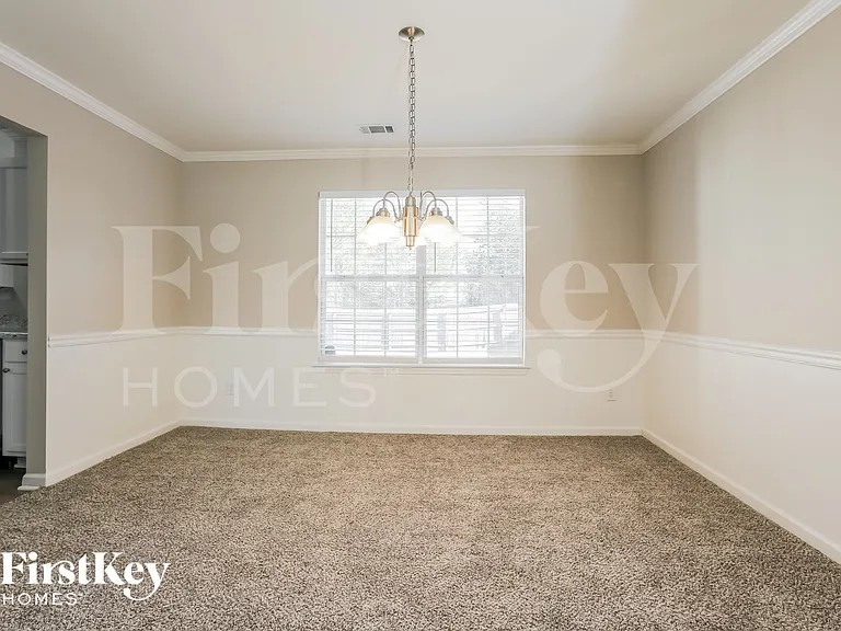 1688 Rice Sq — Photo 4