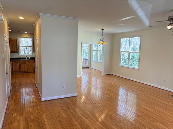4th image of 4625 Malone Ct