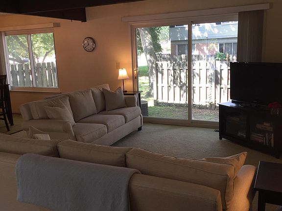 2nd image of 3280 Bolgos Cir