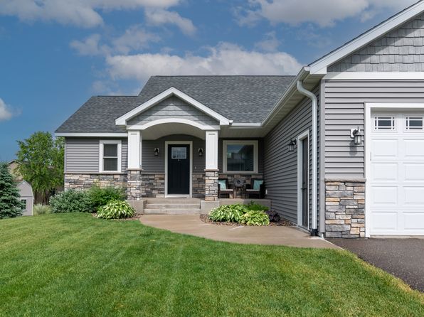 1517 Squirrel Way, New Richmond, WI 54017