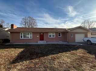 2417 W Oklahoma Ave, Grand Island, NE 68803