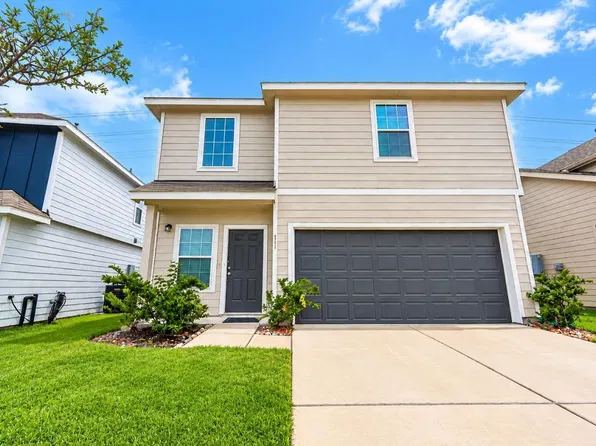 911 Imperial Heights Dr, Houston, TX 77073