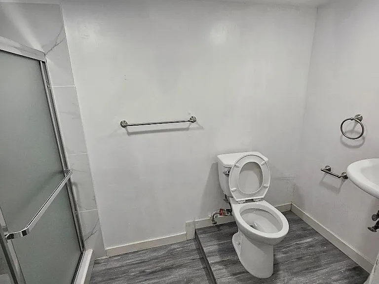 325 N Normandie Ave #325 — Photo 9