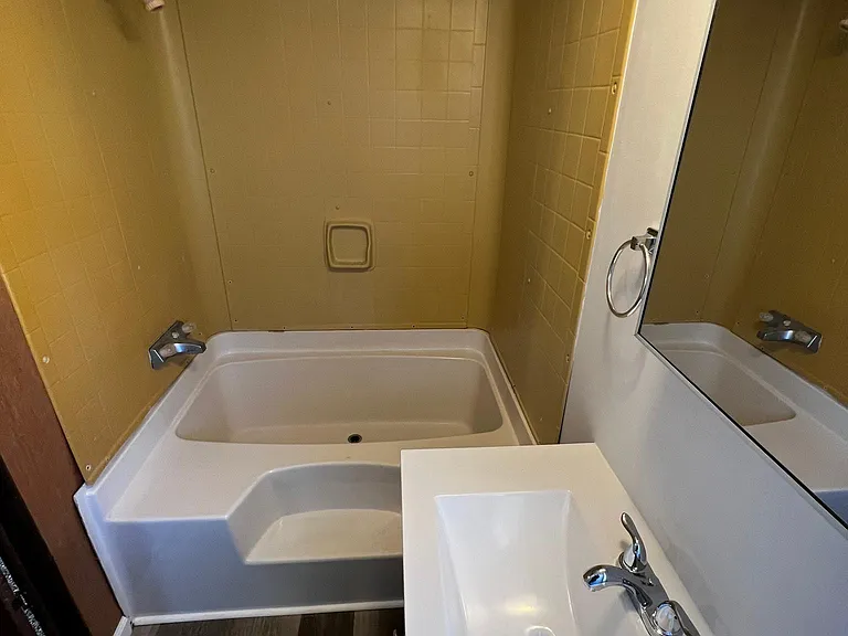 312 Becky Ln — Photo 8