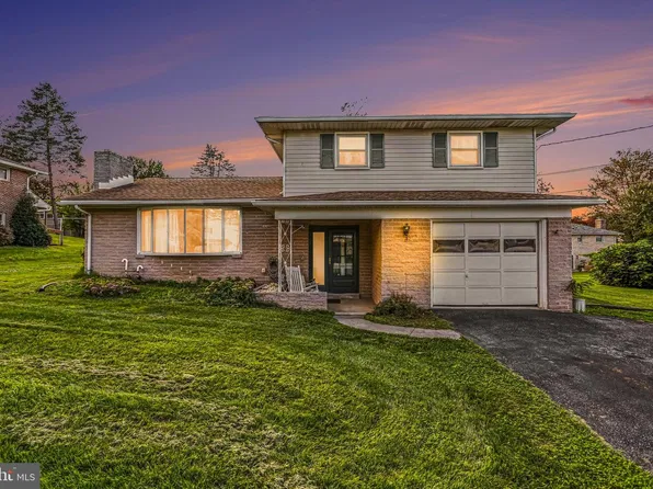 1371 Norton Rd, Steelton, PA 17113