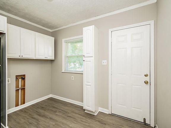 3rd image of 3630 N Denny St