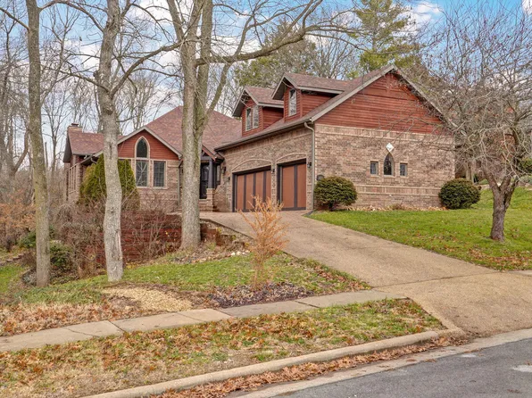 2825 W Oxbow Lane, Springfield, MO 65810