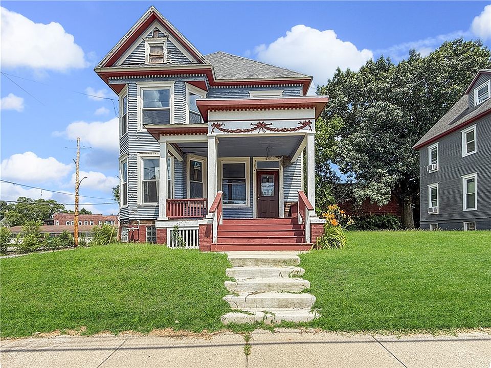 1st image of 124 N Edward St