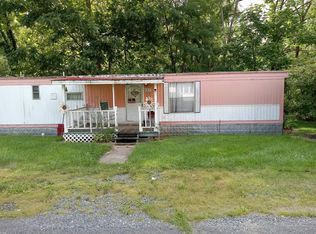127 N Railroad Ave, Damascus, VA 24236