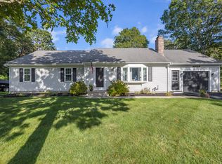 25 Woodcrest Ln, West Yarmouth, MA 02673