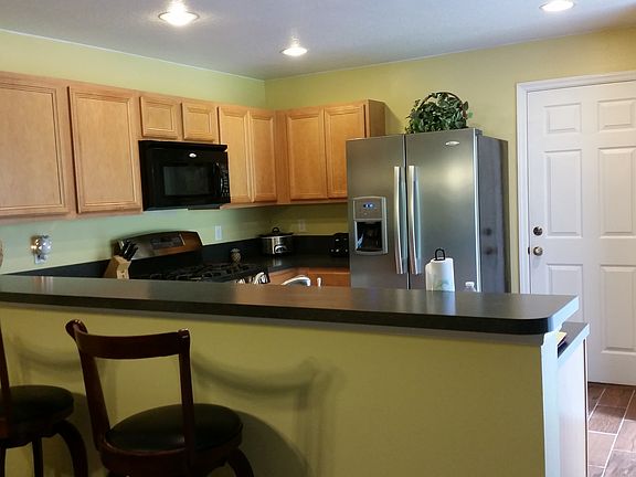 4th image of 1648 Pointe West Way