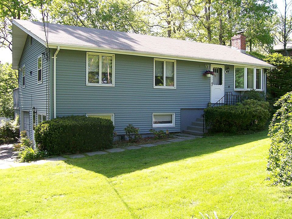 1st image of 21 Denler Dr