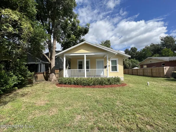 4329 LAKESIDE Drive, Jacksonville, FL 32210