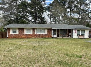 100 Beech Wood Cir SW, Milledgeville, GA 31061