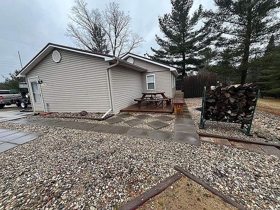 5th image of 10427 E Madison St