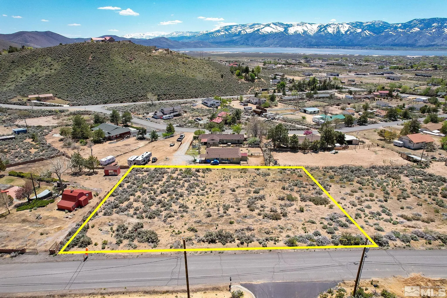 4340 Drake Way photo 1