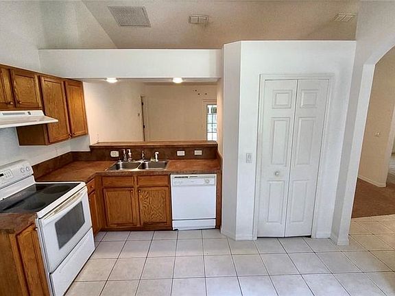 3rd image of 1415 13th St