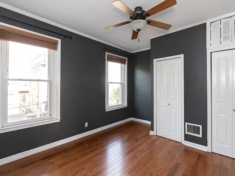 860 N Bailey St — Photo 4