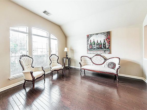 5th image of 27935 Barberry Banks Ln