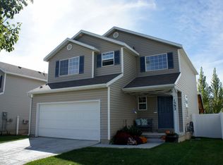 1392 S Wallace Dr, Springville, UT 84663