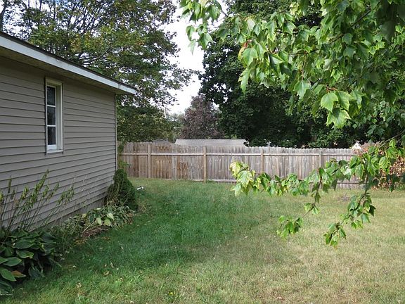 4th image of 3733 Collingwood Ave SW