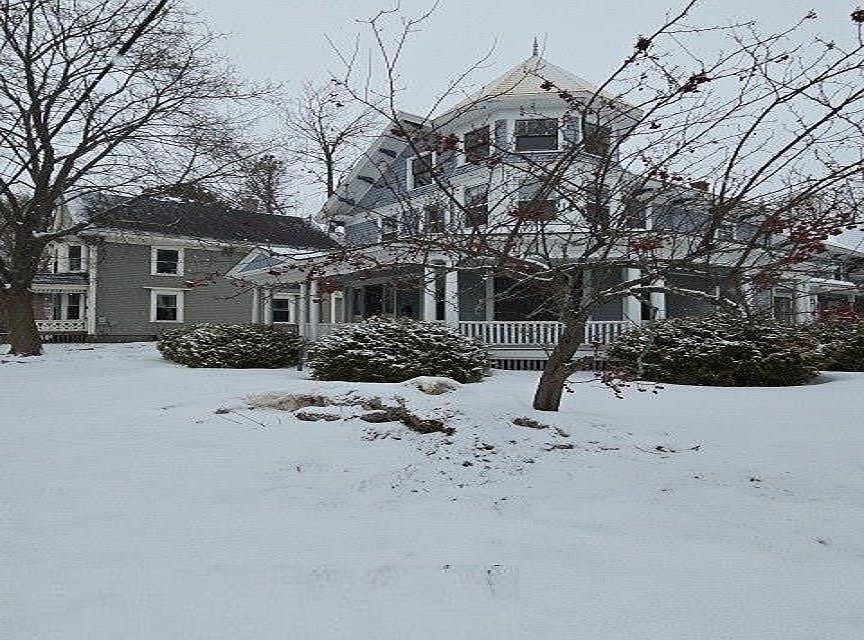 1st image of 199 Cedar St