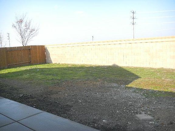 2nd image of 1877 Zurlo Way