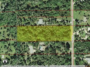 693 7th St NW, Naples, FL 34120