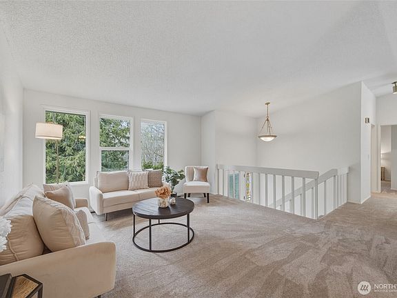 5th image of 2066 Jefferson Avenue