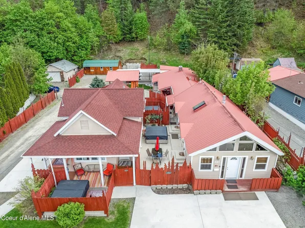 645 & 647 S Division St, Kellogg, ID 83837