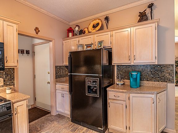 5th image of 3419 Imperial Dr