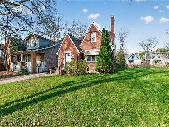4th image of 19345 Omira St