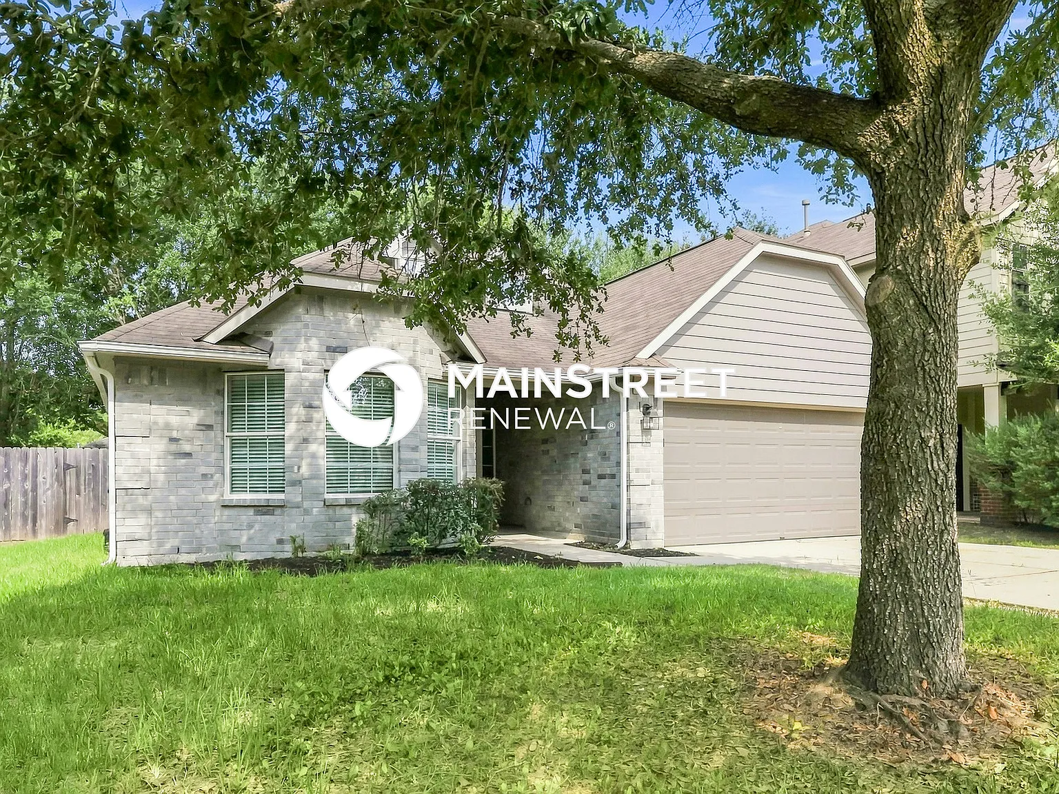 306 Broken Pine Ct — Photo 2