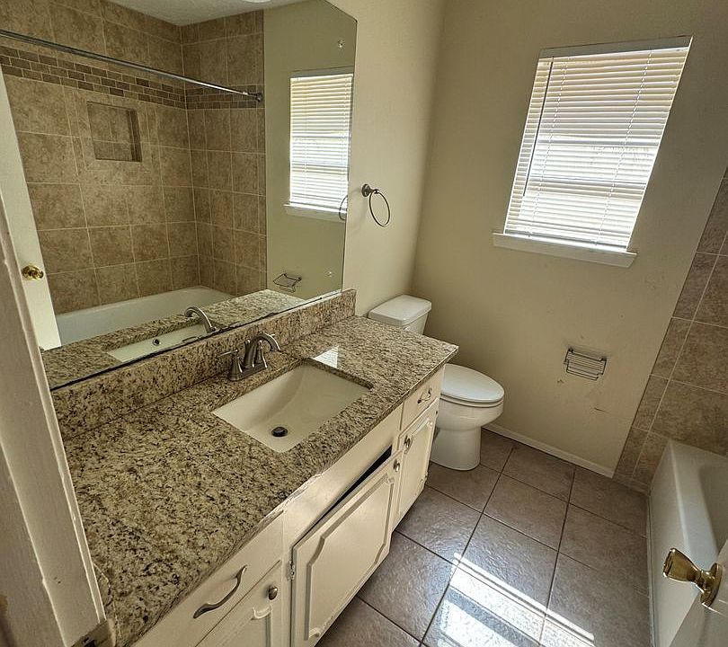 Austin Str Condos 3106 Pearl St Nacogdoches TX Zillow