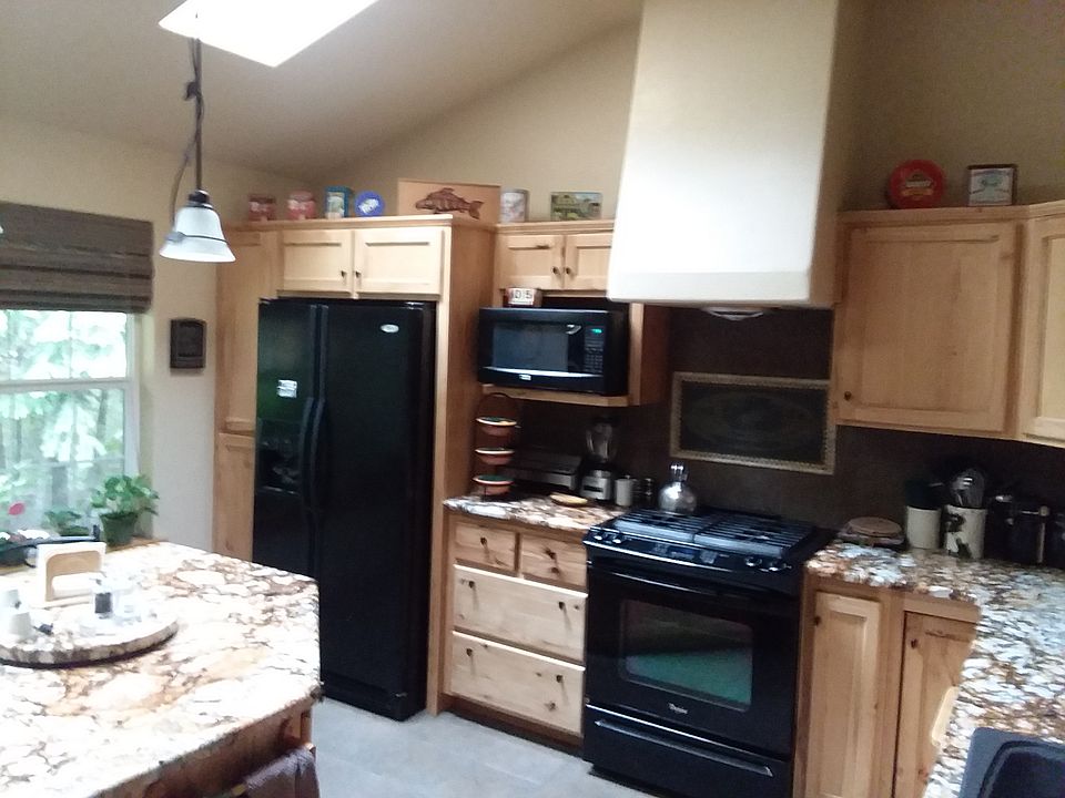 2nd image of 32882 N 10th Ave