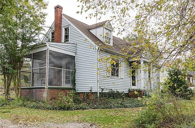 1st image of 205 W Oak Ave