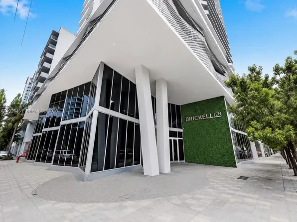 1010 SW 2nd Ave #809, Miami, FL 33131