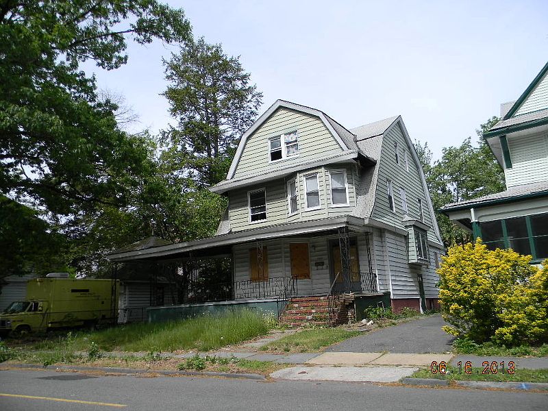 1st image of 157 N 19th St